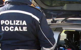Pescara, intensificati i controlli anti-degrado: alcol tra i giovani e bivacchi rimossi