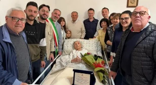 Pietranico, festa grande per i 100 anni di nonna Giuseppina Di Pasquale